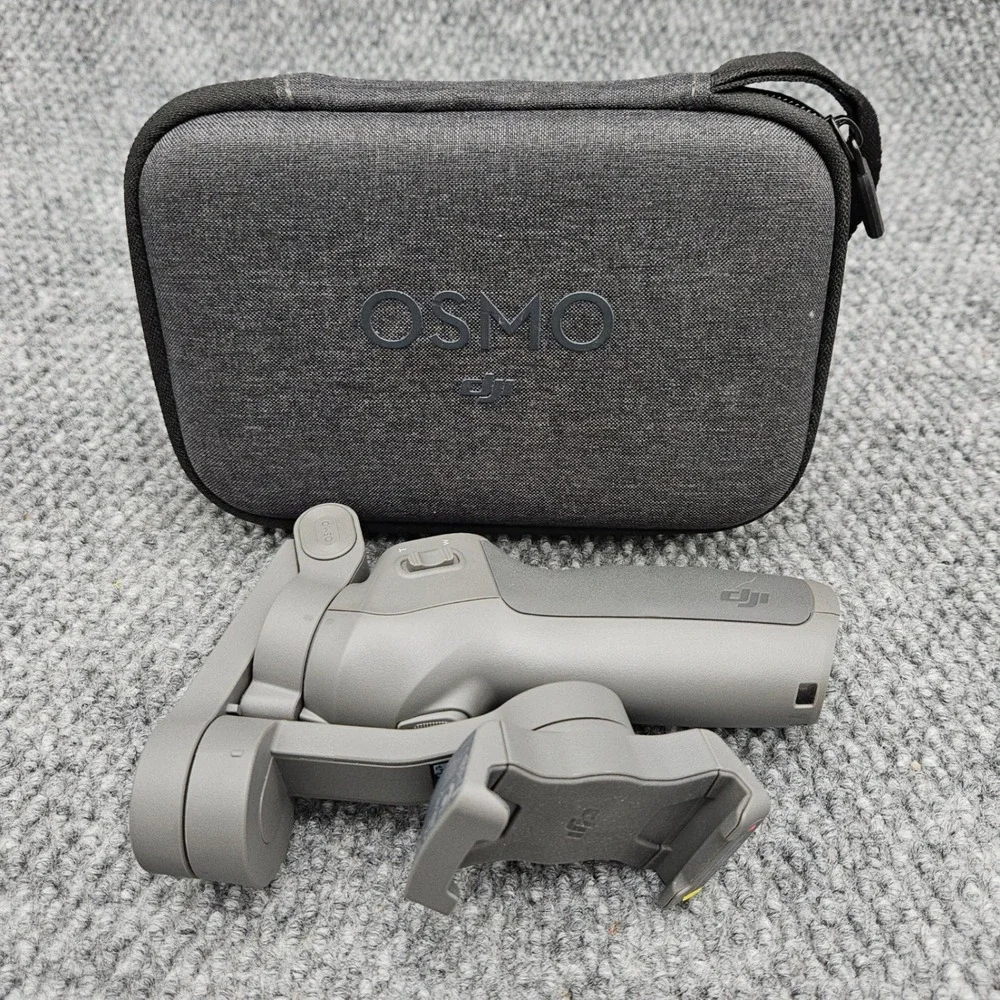 DJI Osmo Mobile 3 Handheld Smartphone Gimbal Stabilizer with Case OF100 (Tested)